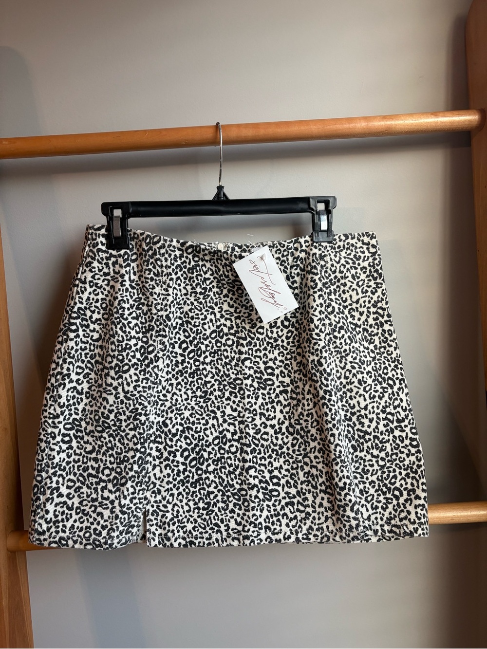Le Lis Black & White Leopard-Print Mini Skirt